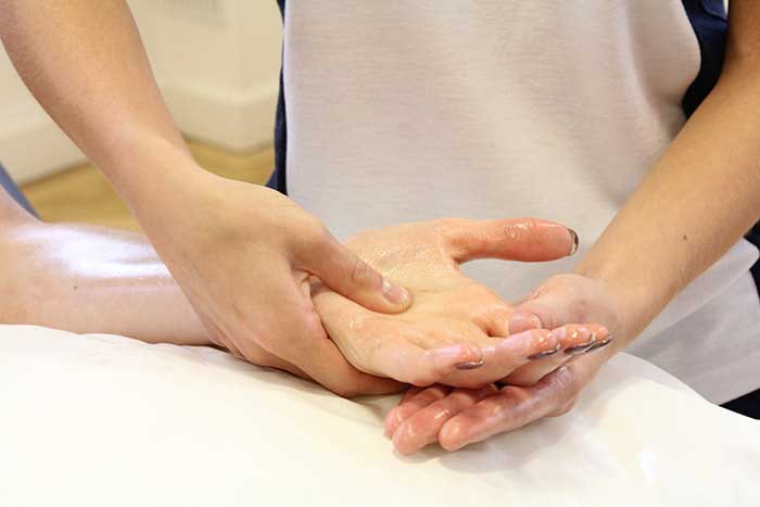 Acupressure-therapy